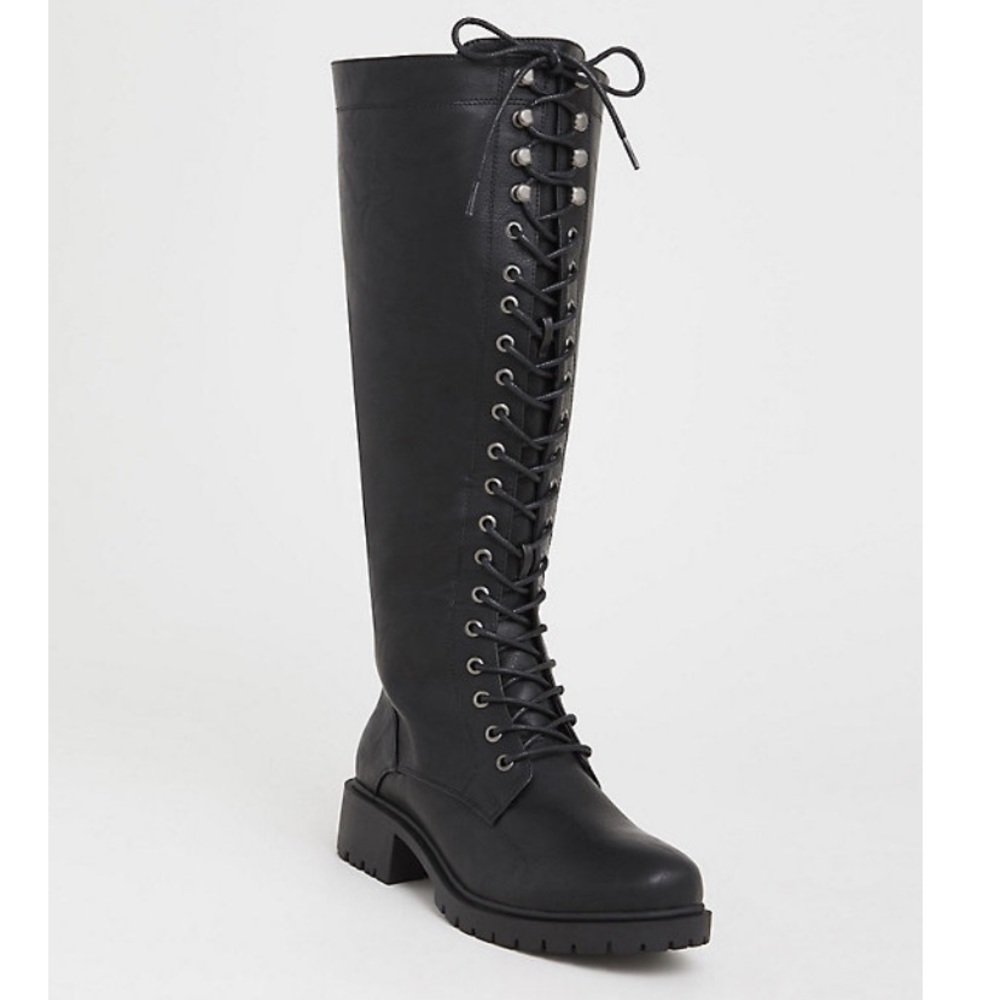 Torrid Wide Lace Up Tall Combat Boots Sz 9.5